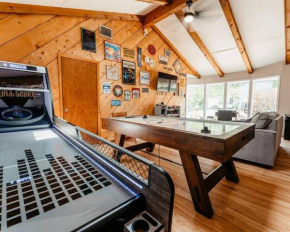 Tribesman Luxury Villa # 8 Resort on Table Rock Lake near Silver Dollar City, Branson
